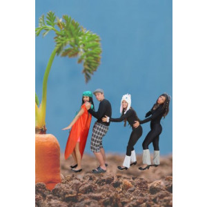סבא ,גזר, חתול ועכבר