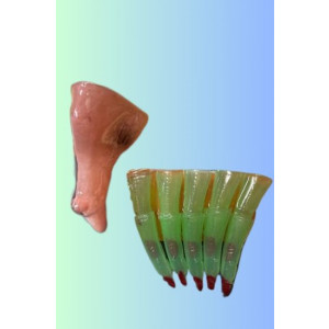 אף וציפורניים למכשפה<